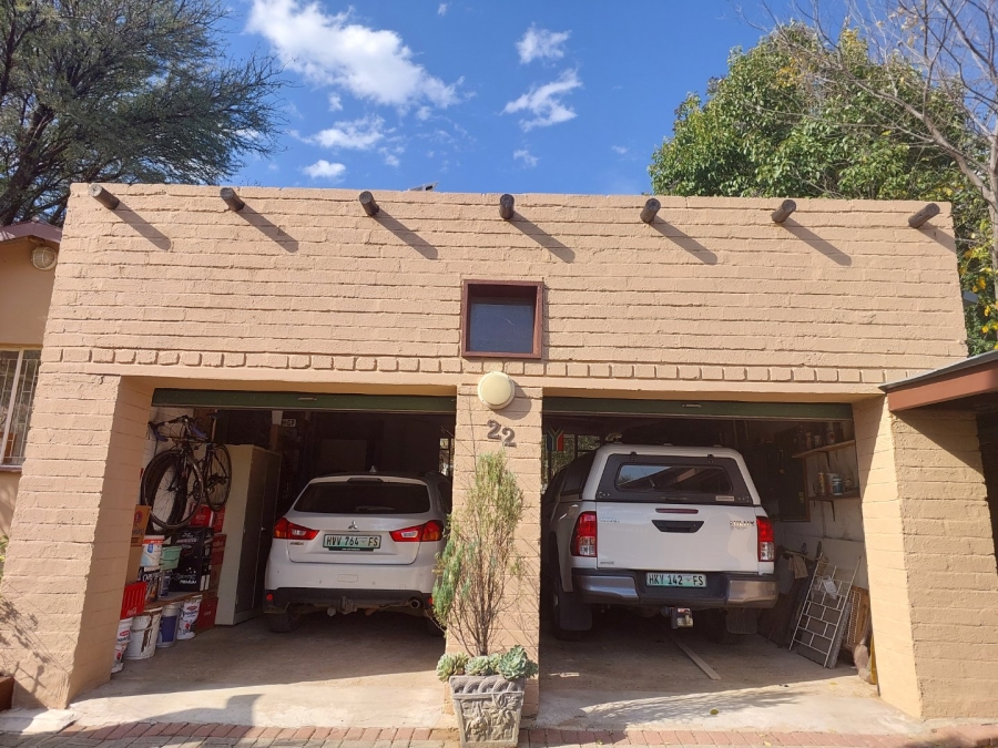 3 Bedroom Property for Sale in Tuinhof Free State